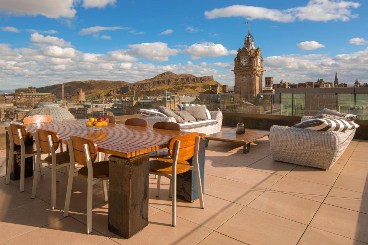 Cheval The Edinburgh Grand Aparthotel Bagian luar foto The rooftop terrace at the Edinburgh Marriott Hotel