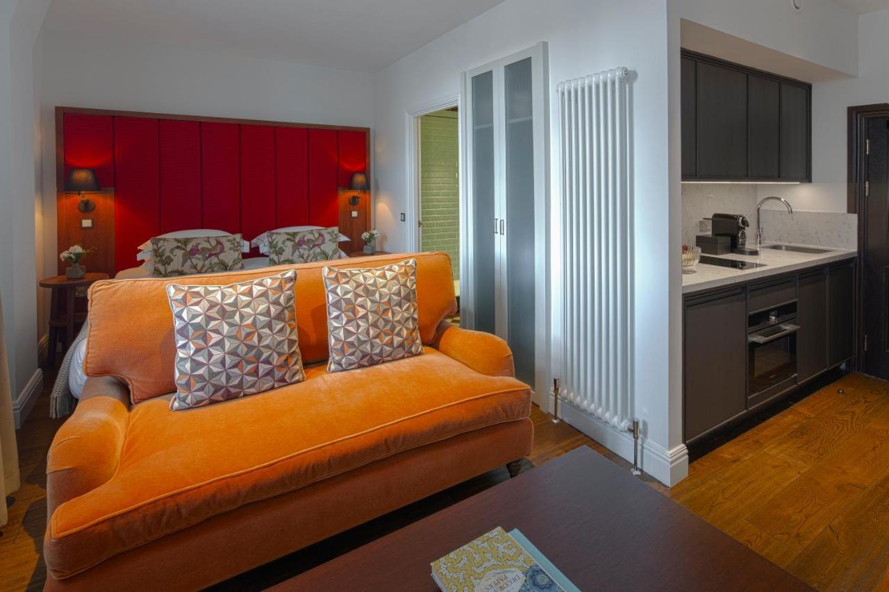 Cheval The Edinburgh Grand Aparthotel Bagian luar foto A studio apartment in London