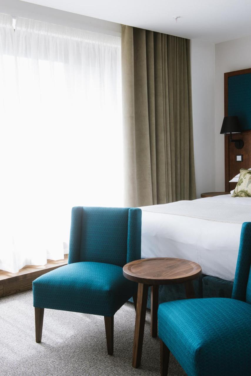 Cheval The Edinburgh Grand Aparthotel Bagian luar foto A room at the hotel